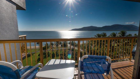 Coral Towers Holiday Suites - Australia Accommodation 11