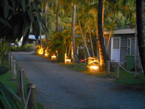 Bush Village Budget Cabins - Australia Accommodation 16