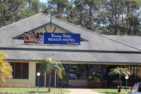 Bonny Hills Beach Hotel - Australia Accommodation 4