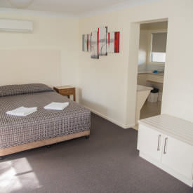 Golden Beach Tavern - Australia Accommodation 8
