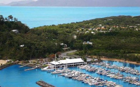 Beachfront Holiday Apartments Cairns - Australia Accommodation 4