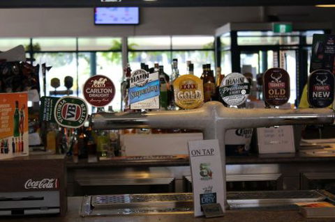 Bonny Hills Beach Hotel - Australia Accommodation 11