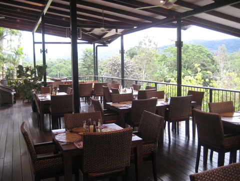Highlander Tavern, Restaurant & Bar - Australia Accommodation 11