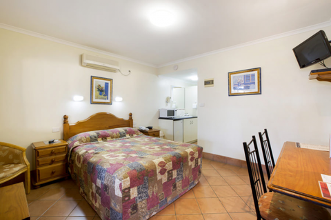 Glenmore Hotel-Motel - Australia Accommodation 11