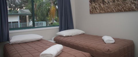 Aqua Villa Holiday Apartments - Australia Accommodation 7