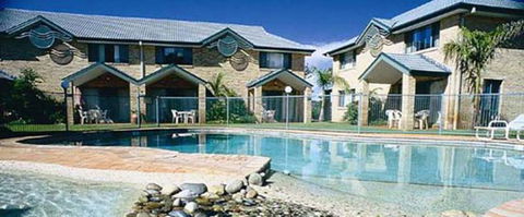Aqua Villa Holiday Apartments - Australia Accommodation 3
