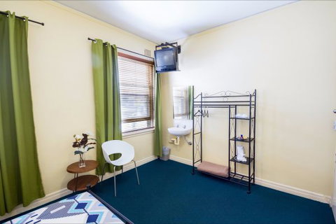 Grand Hotel - Australia Accommodation 10