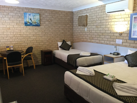 BEST WESTERN Kennedy Drive Motel - Australia Accommodation 19