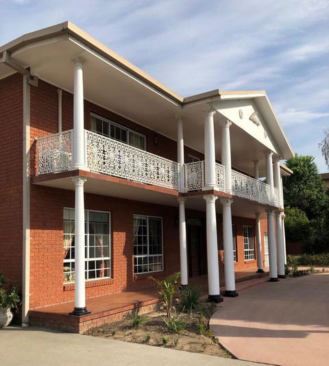Meramie Motor Inn - Australia Accommodation 3