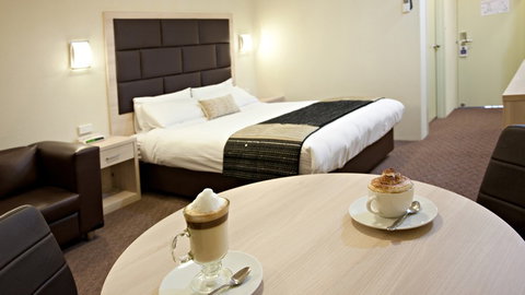 Best Western Plus Garden City Hotel - Australia Accommodation 1