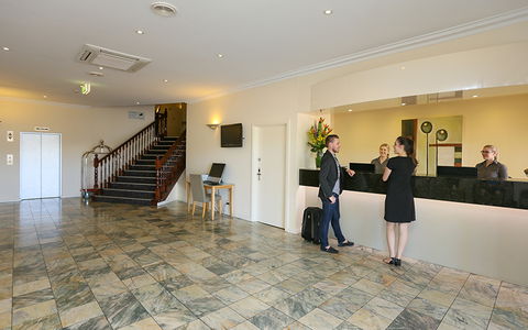 Best Western Plus Hovell Tree Inn - Australia Accommodation 7