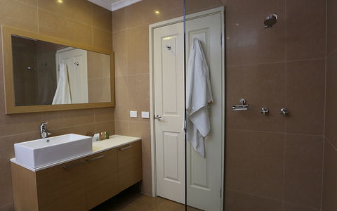 Best Western Plus Hovell Tree Inn - Australia Accommodation 10
