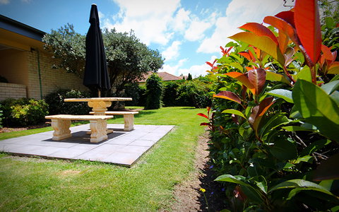 Cotswold Gardens Armidale - Australia Accommodation 5