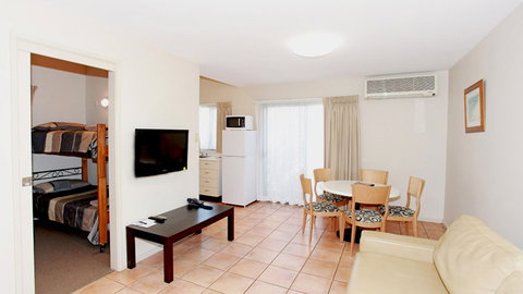 Travellers Motor Village - Australia Accommodation 7