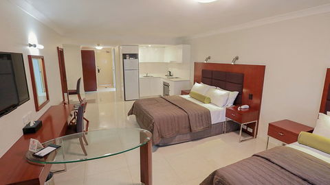 BEST WESTERN Casula Motor Inn - Australia Accommodation 0