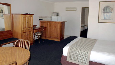BEST WESTERN Ambassador Motor Inn - Australia Accommodation 7