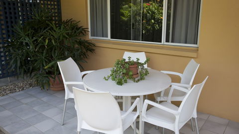 BEST WESTERN Lazy Lizard Motor Inn - Australia Accommodation 3