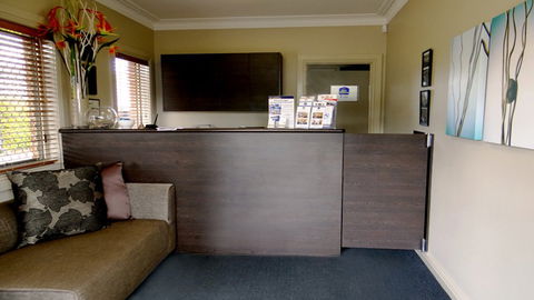 BEST WESTERN PLUS Ambassador On Ruthven Motor Inn - Australia Accommodation 5