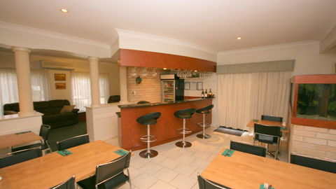 BEST WESTERN Tuscany On Tor Motor Inn - Australia Accommodation 0
