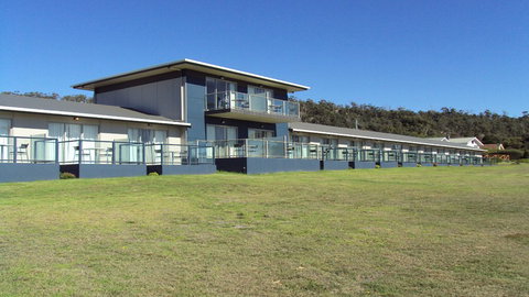 BEST WESTERN Beachfront At Bicheno - Australia Accommodation 0