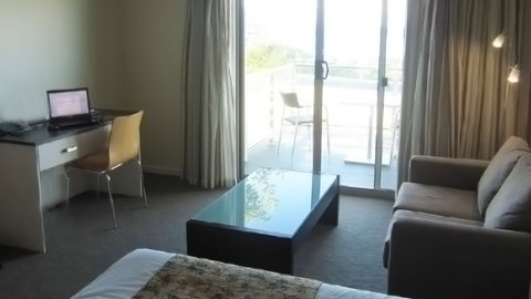 BEST WESTERN Beachfront At Bicheno - Australia Accommodation 1