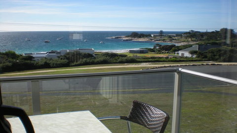 BEST WESTERN Beachfront At Bicheno - Australia Accommodation 3
