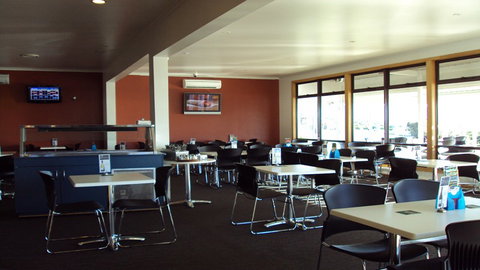 BEST WESTERN Beachfront At Bicheno - Australia Accommodation 4