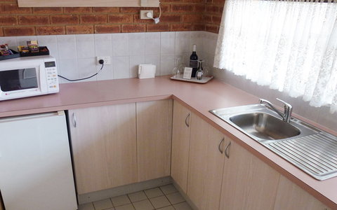 BEST WESTERN Colonial Motor Inn - Australia Accommodation 10