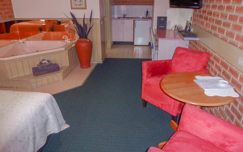 BEST WESTERN Colonial Motor Inn - Australia Accommodation 13