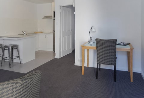 BEST WESTERN Fawkner Airport Motor Inn And Serviced Apartments - Australia Accommodation 2