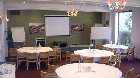 Best Western Plus The Tudor Box Hill - Australia Accommodation 3