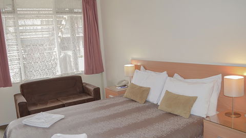 BEST WESTERN Governor Gipps Motor Inn - Australia Accommodation 0
