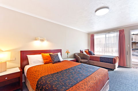 BEST WESTERN Tudor Motor Inn - Australia Accommodation 24