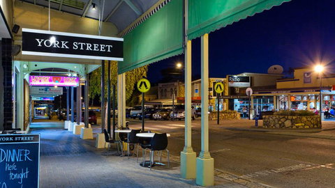 Best Western Albany Motel And Apartments - Australia Accommodation 17