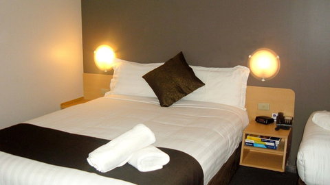 BEST WESTERN Hospitality Inn Carnarvon - Australia Accommodation 1