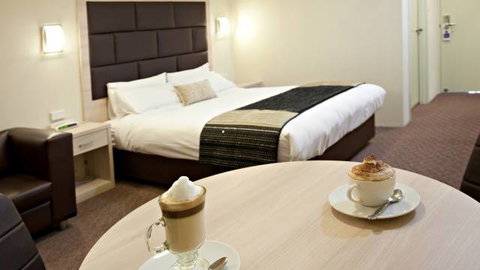 Best Western Plus Garden City Hotel - Australia Accommodation 4