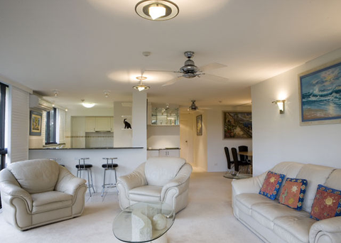 Pacific Towers Apartments - Australia Accommodation 2