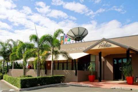 The Reef Gateway Hotel Motel - Australia Accommodation 1