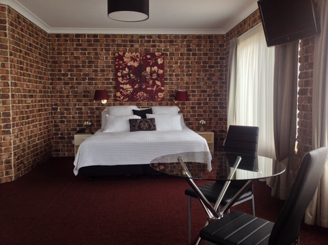 Richmond Motor Inn - Australia Accommodation 11