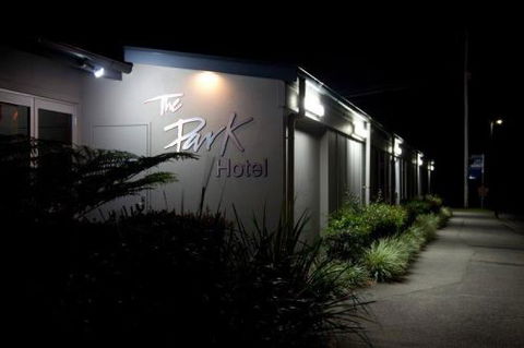 The Park Hotel Motel - Australia Accommodation 3