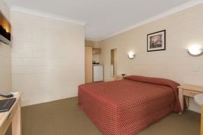 Nambour Lodge Motel - Australia Accommodation 11