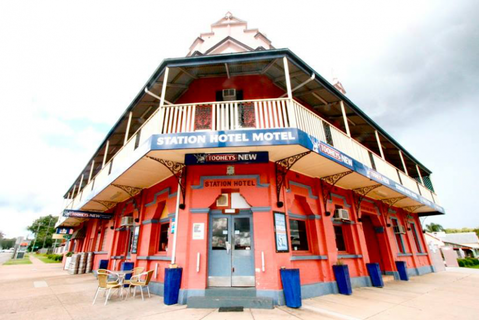 Station Hotel - Australia Accommodation 12