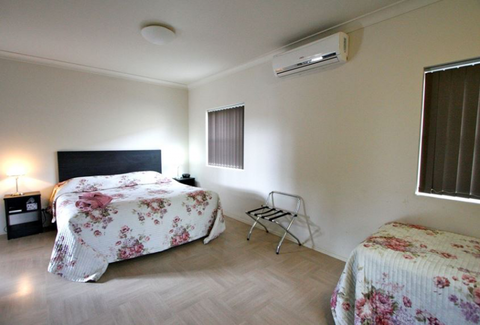 Station Hotel - Australia Accommodation 14