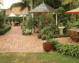 Rose And Crown Hotel - Australia Accommodation 2