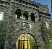 The Old Swan Barracks - Australia Accommodation
