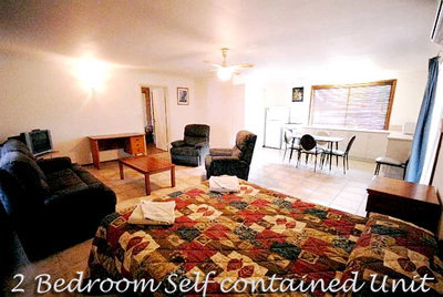 Travellers Rest Motel - Australia Accommodation 1