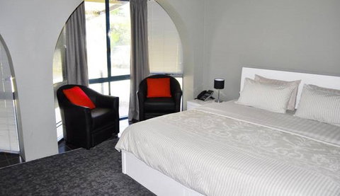 Narrogin Motel - Australia Accommodation 4