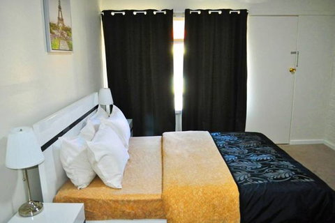 Narrogin Motel - Australia Accommodation 5