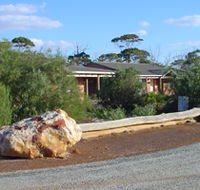 Wave Rock Lakeside Resort and Caravan Park - Australia Accommodation