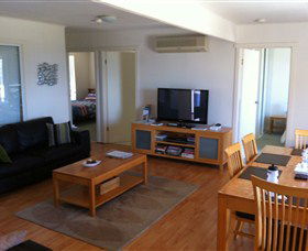 Azure Beach House - Australia Accommodation 0